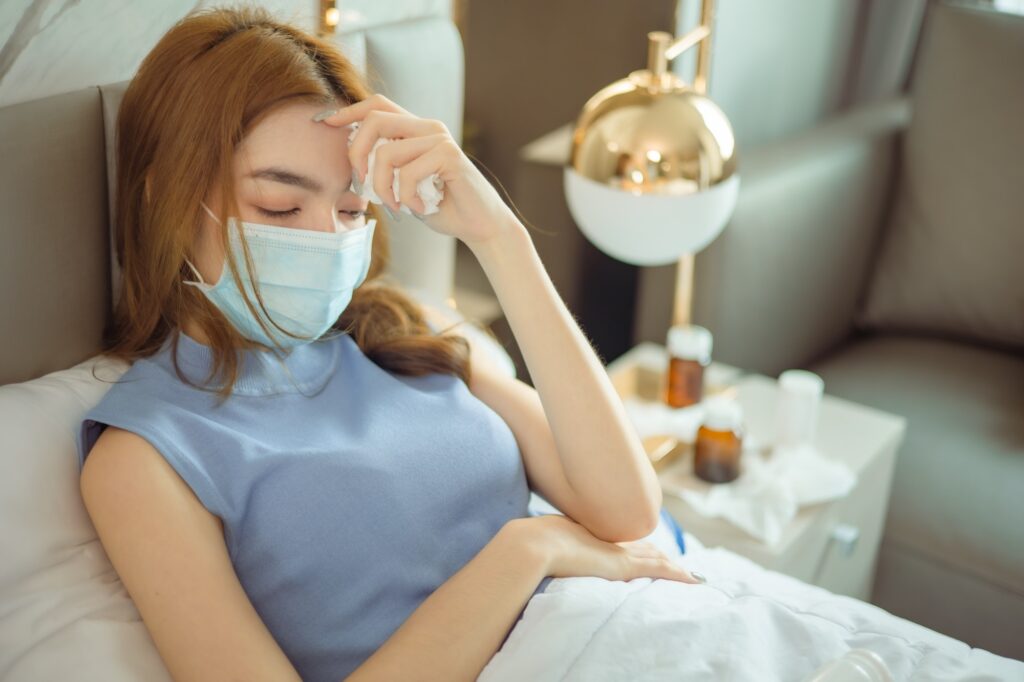 DOCTOR PATIENT WOMAN